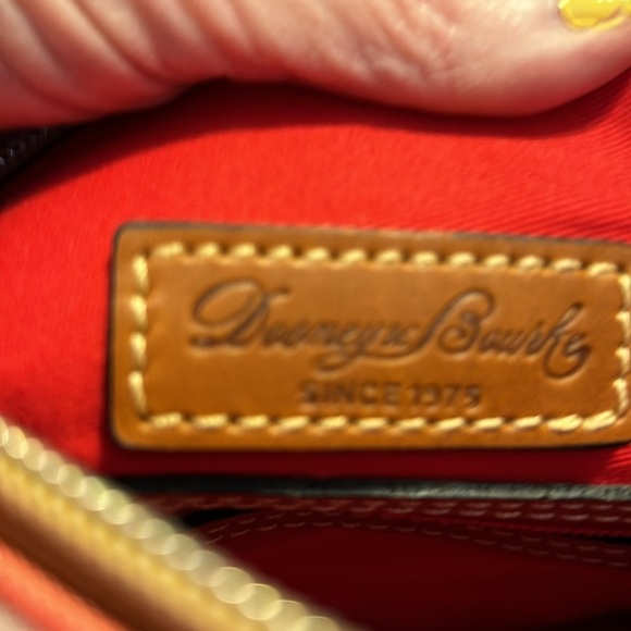 NO BIDDING … FOR @sweetlove ONLY Dooney & Bourke red and white stripe crossbody, - Picture 4 of 5